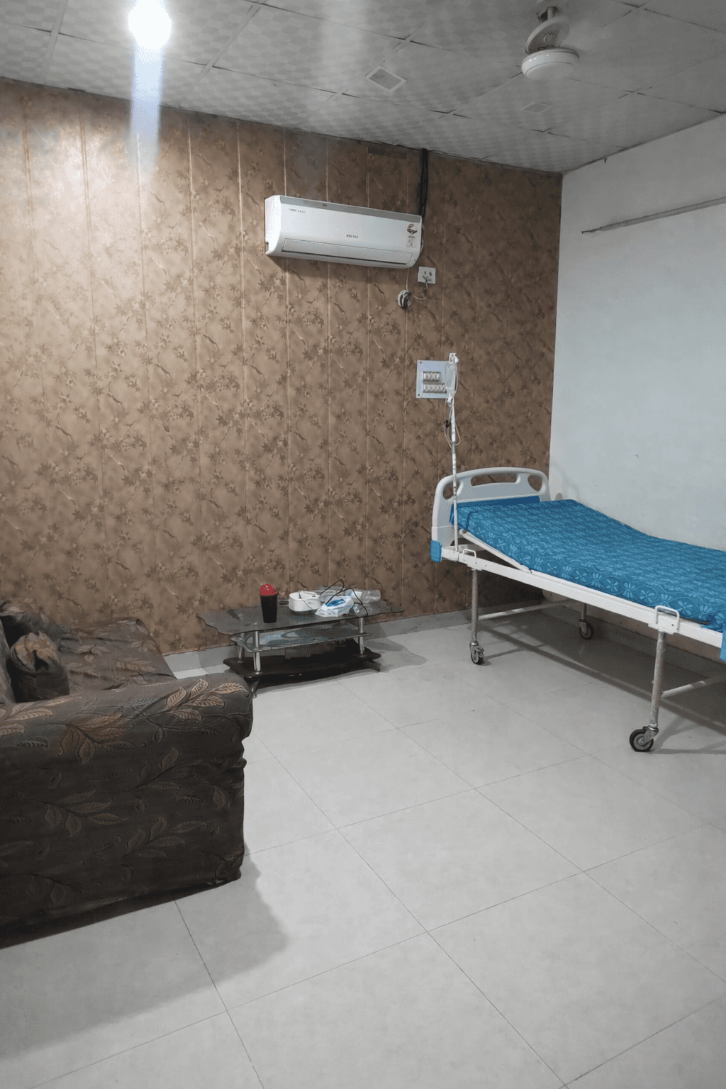 Private Ward Room